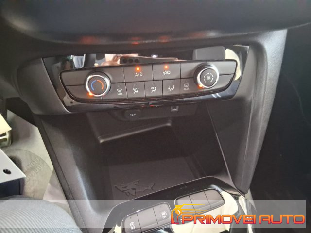 OPEL Corsa usata, con Servosterzo