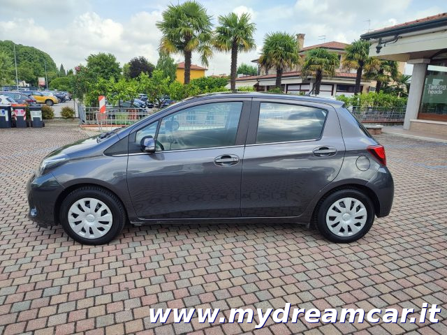 TOYOTA Yaris usata 31