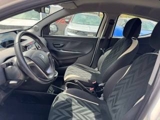 LANCIA Ypsilon usata, con Lettore CD