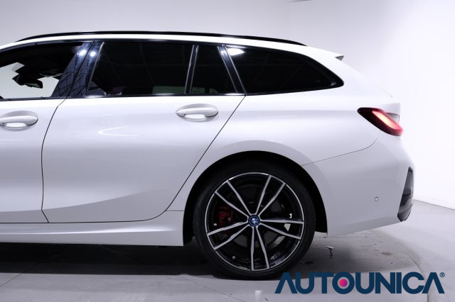 BMW 320 usata, con Fari full-led