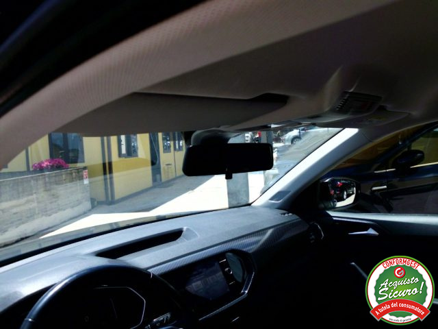 VOLKSWAGEN T-Cross usata, con Bracciolo