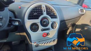 RENAULT Modus usata, con Sedile posteriore sdoppiato