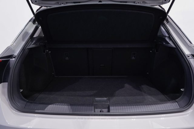 VOLKSWAGEN T-Roc usata, con Airbag testa