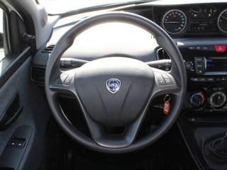 LANCIA Ypsilon usata, con Volante multifunzione