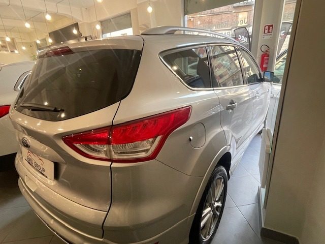 FORD Kuga usata, con Boardcomputer