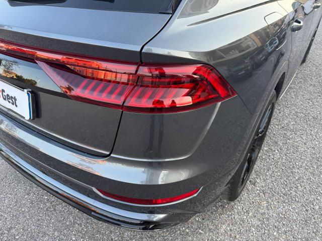 AUDI Q8 usata, con Autoradio digitale