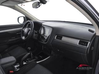 MITSUBISHI Outlander usata 11