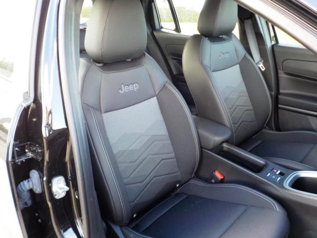 JEEP Avenger usata, con Bluetooth