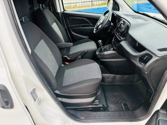 FIAT Doblo usata, con USB