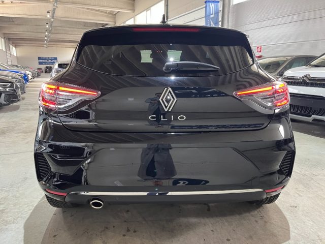 RENAULT Clio usata, con Autoradio