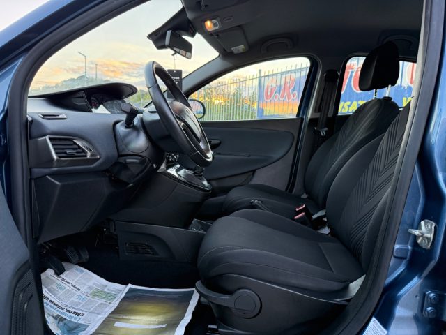 LANCIA Ypsilon usata, con Autoradio digitale