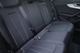 AUDI A4 usata, con Leve al volante