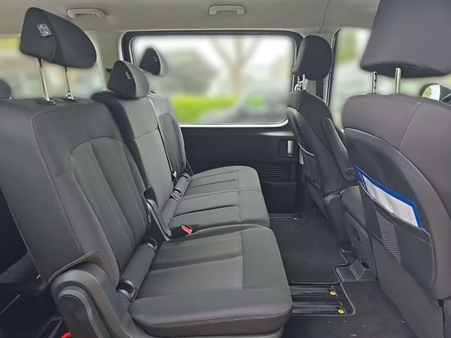 HYUNDAI Staria usata, con ESP