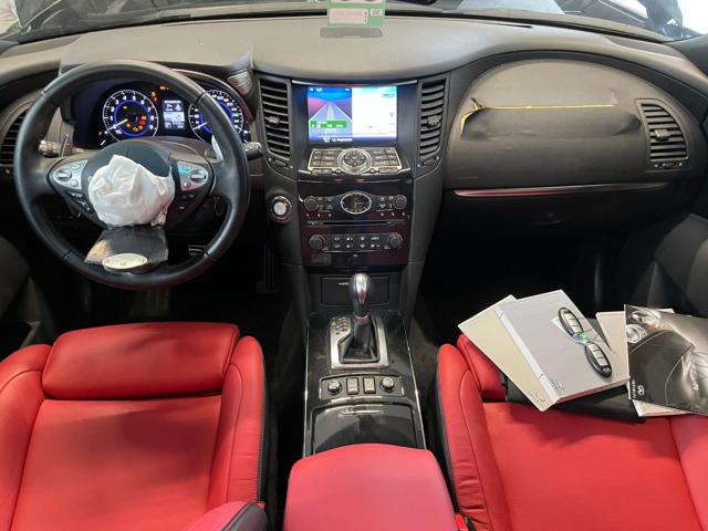 INFINITI QX70 usata, con Controllo trazione