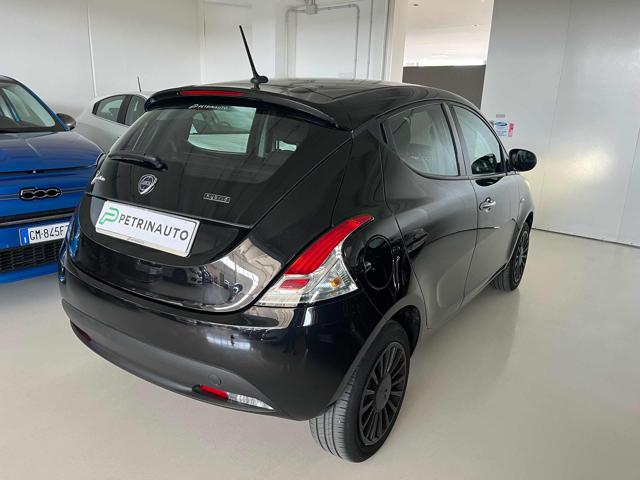 LANCIA Ypsilon usata, con Boardcomputer