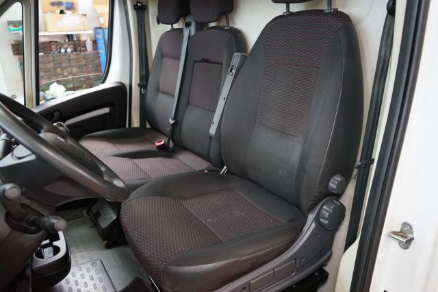 PEUGEOT Boxer usata, con Climatizzatore