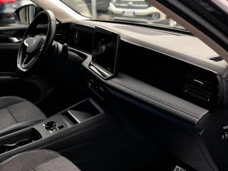 VOLKSWAGEN Tiguan usata, con Sensori di parcheggio anteriori