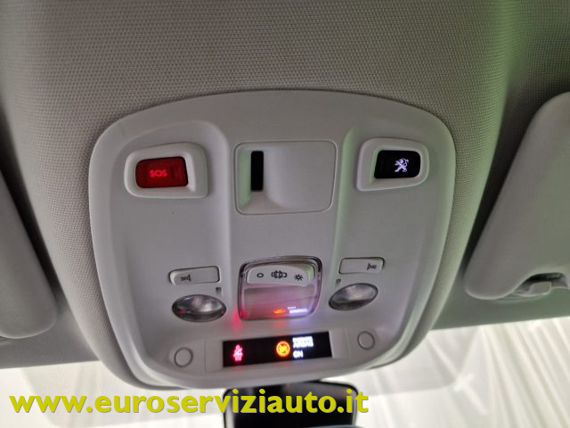 PEUGEOT 308 usata, con Luci diurne