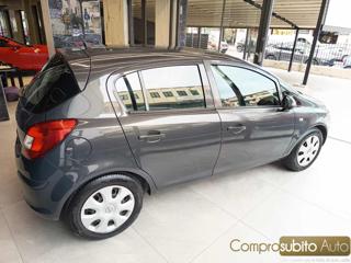 OPEL Corsa usata, con Chiusura centralizzata