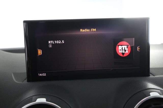 AUDI Q2 usata 10