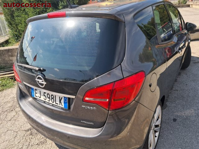 OPEL Meriva usata, con Autoradio