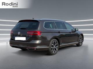 VOLKSWAGEN Passat Variant usata, con Airbag Passeggero