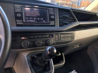 VOLKSWAGEN Caravelle usata, con Bracciolo