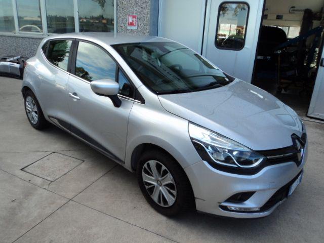 RENAULT Clio usata, con Airbag