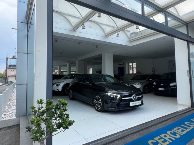 MERCEDES-BENZ A 180 usata, con Boardcomputer