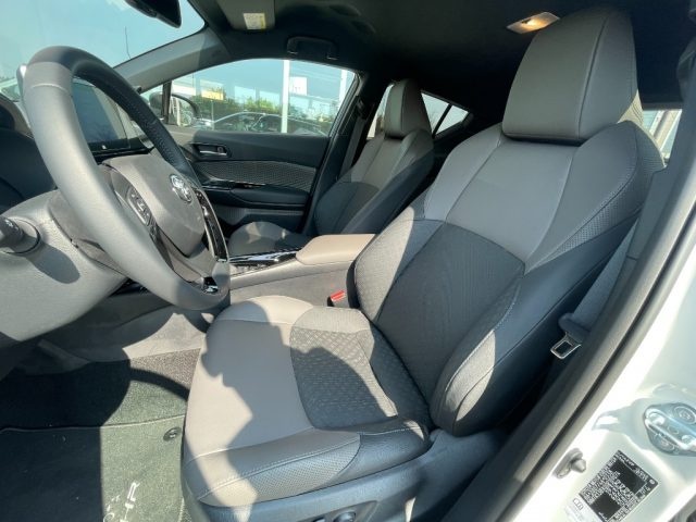 TOYOTA C-HR usata, con Cruise Control