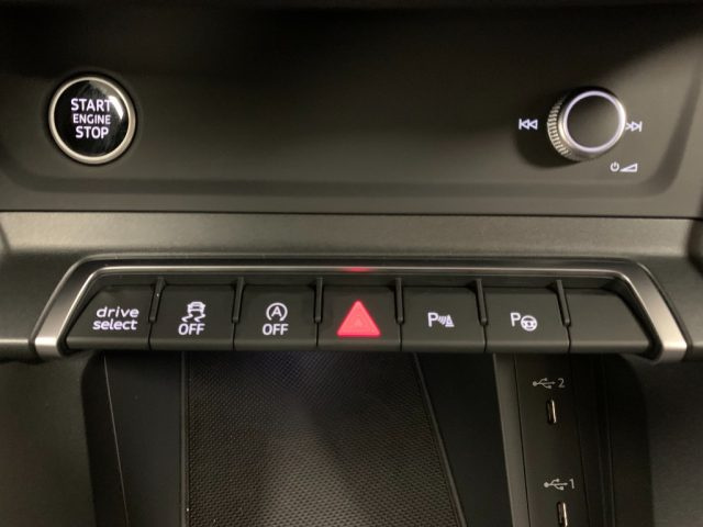 AUDI Q3 usata, con Sedili sportivi