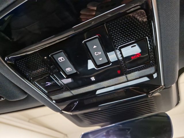 LAND ROVER Range Rover Sport usata, con Portellone posteriore elettrico
