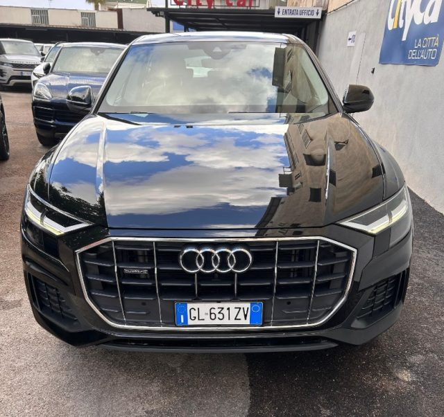 AUDI Q8 usata, con Airbag Passeggero