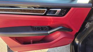 PORSCHE Cayenne usata, con Touch screen