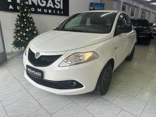 LANCIA Ypsilon usata, con Airbag