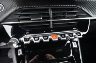 PEUGEOT 2008 usata, con Servosterzo