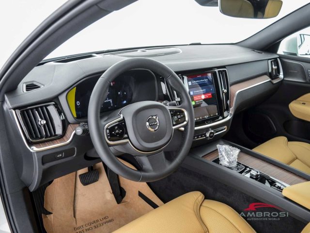 VOLVO V60 Cross Country usata 7