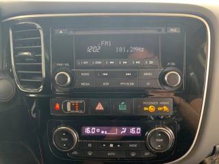 MITSUBISHI Outlander usata, con Fendinebbia