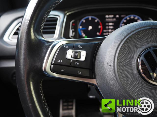 VOLKSWAGEN T-Roc usata 29