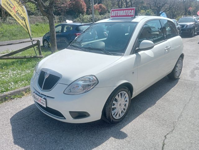 LANCIA Ypsilon usata, con ABS