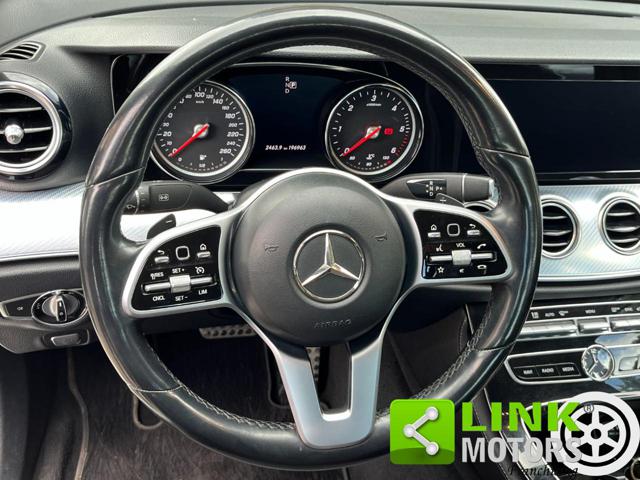 MERCEDES-BENZ E 200 usata, con Park Distance Control