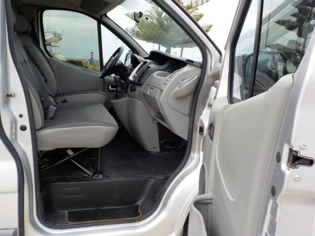 OPEL Vivaro usata 22