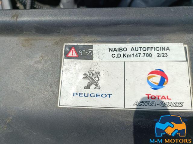 PEUGEOT 208 usata, con Sedile posteriore sdoppiato