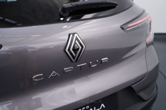RENAULT Captur usata, con Frenata d