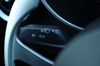 ALFA ROMEO Stelvio usata, con Sensore di luce