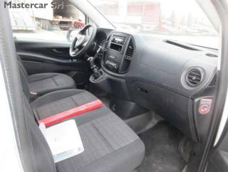 MERCEDES-BENZ Vito usata 10