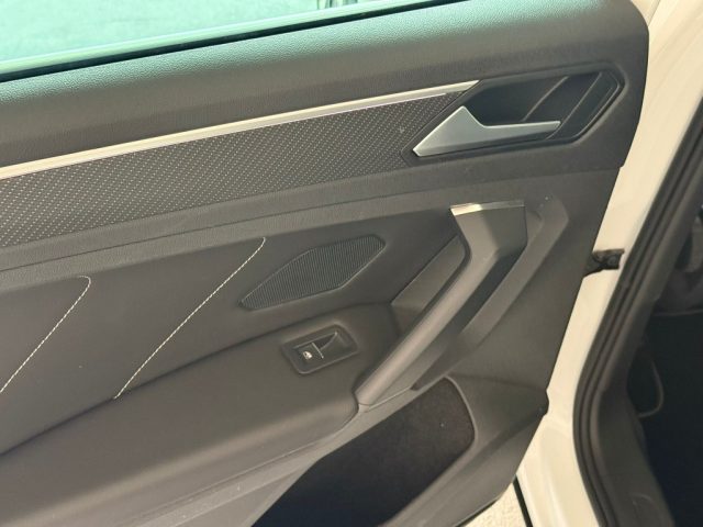 VOLKSWAGEN Tiguan usata, con Autoradio digitale