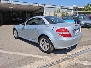 MERCEDES-BENZ SLK 200 usata, con Cerchi in lega