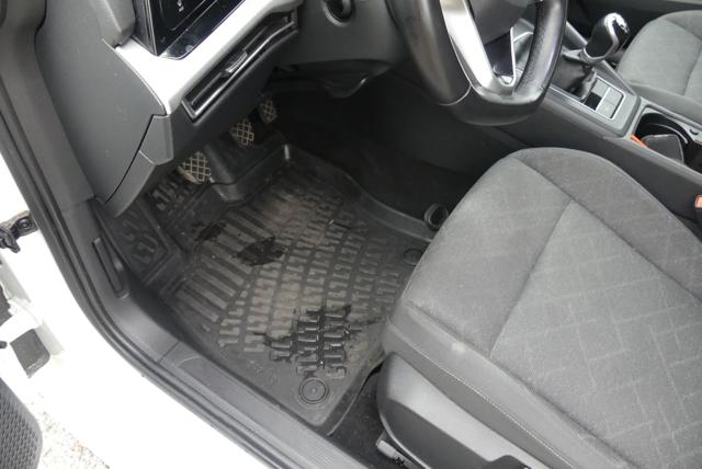 VOLKSWAGEN Golf usata, con Sedili riscaldati