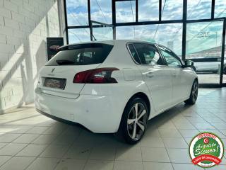 PEUGEOT 308 usata, con Airbag Passeggero